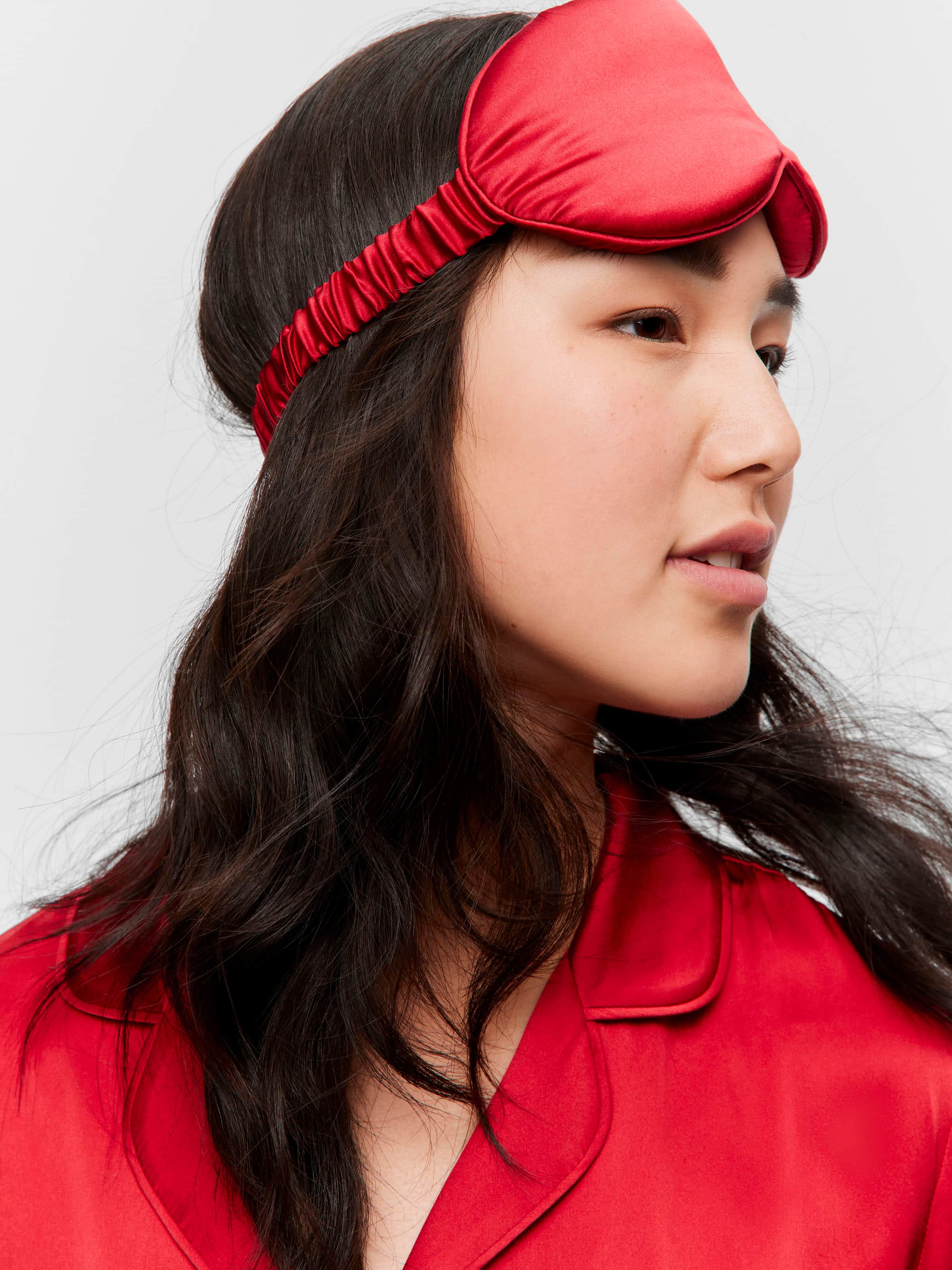 Red Silk Contour Eye Mask